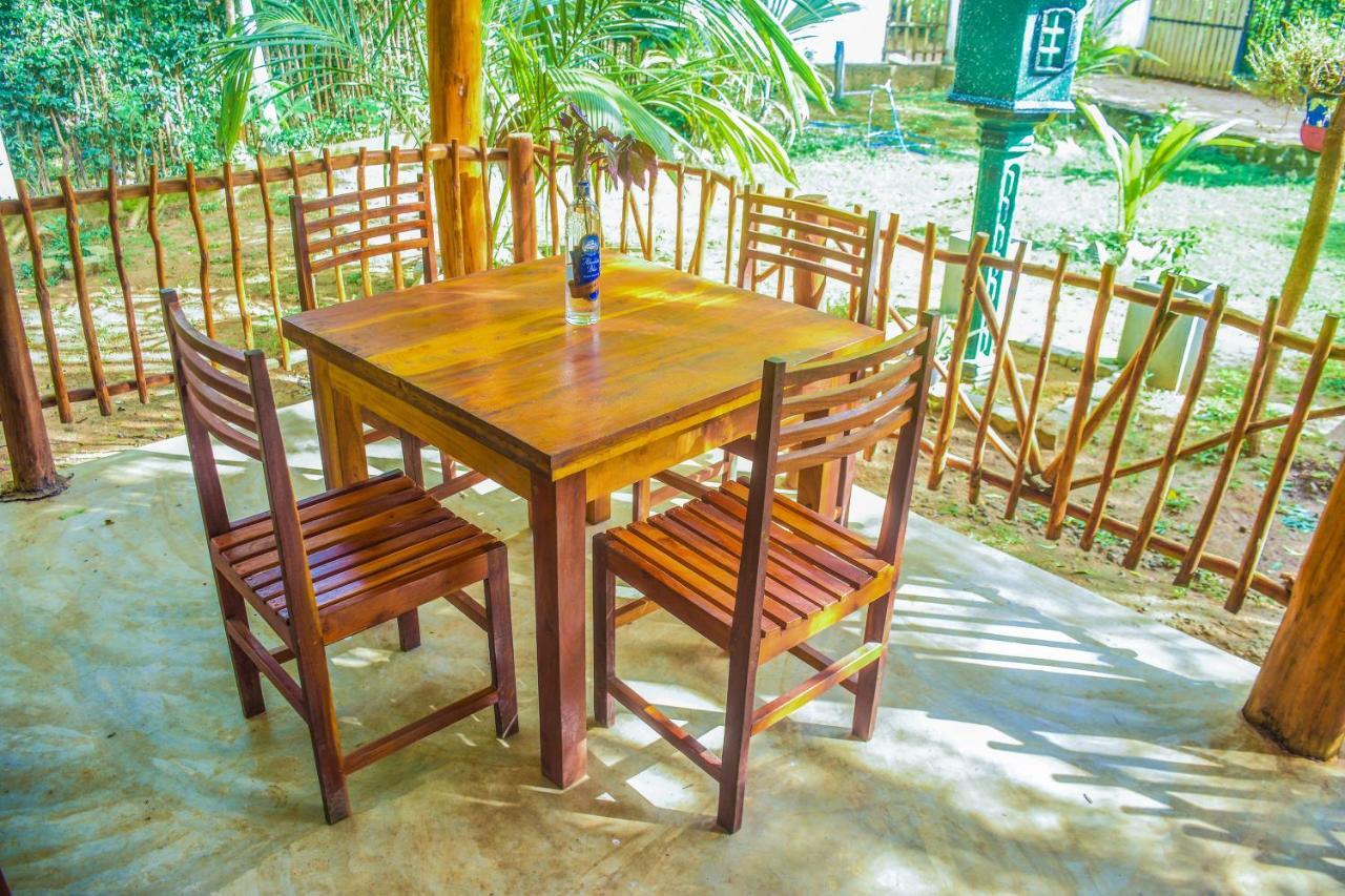 King'S Elephant Cabanas & Restaurant Тангалле Екстер'єр фото